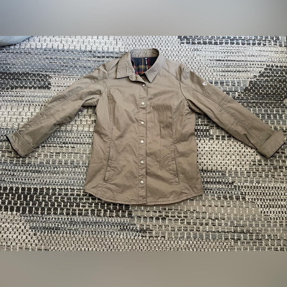 Kuhl Ladies Snap Down Flannel Lined Utility Jacket in Olive Green, Size X Small